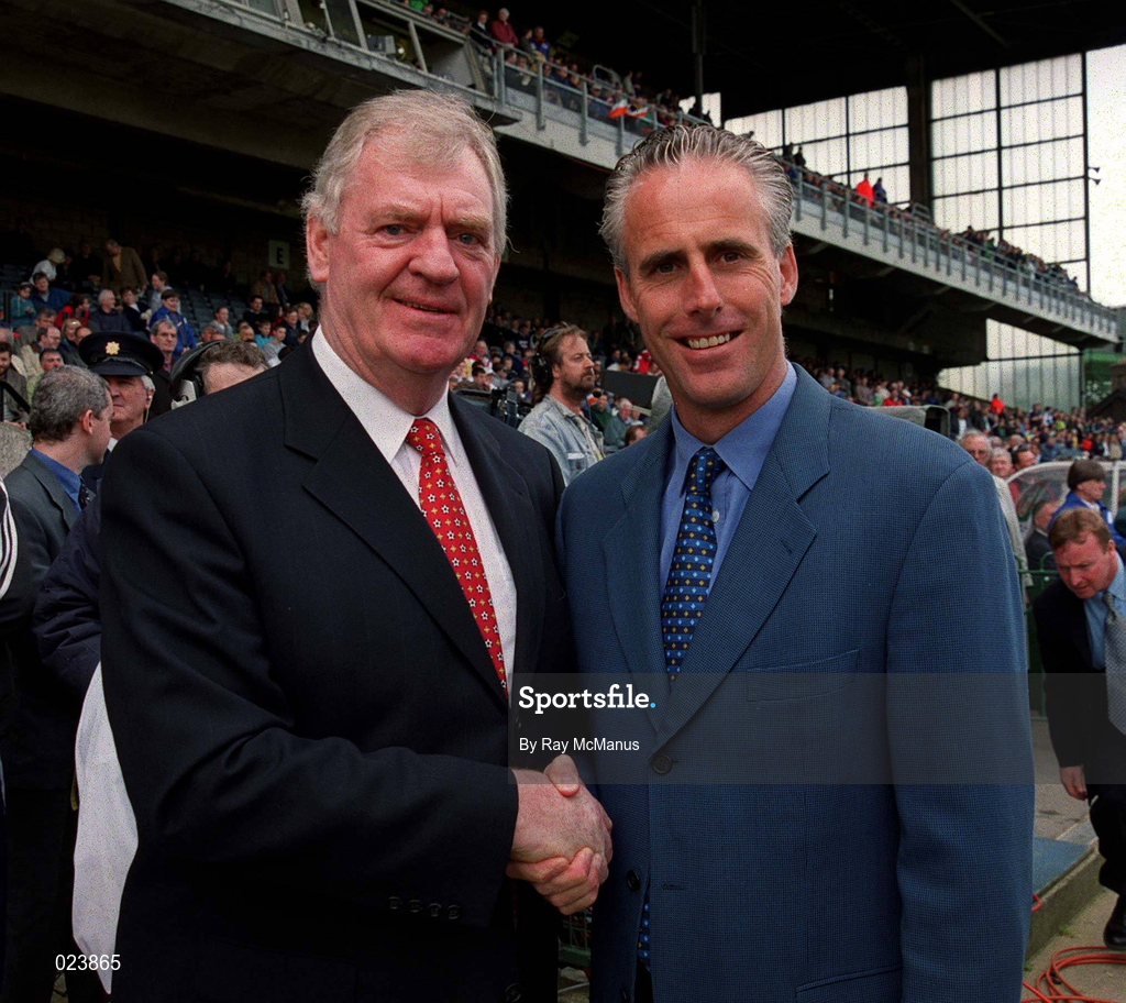 29 May 1999; Republic of Ireland manager Mick McCarthy shakes hands with Northern Ireland manager Lawrie McMenamy before the International Friendly match between Republic of Ireland and Northern Ireland at Lansdowne Road in Dublin. Photo by Ray McManus/Sportsfile
