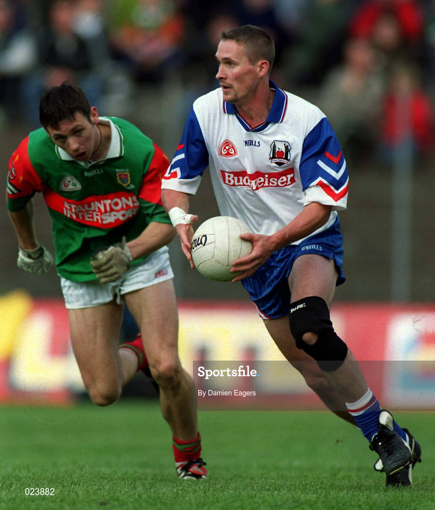 29 May 1999; Neville Dunne of New York, in action against Michael Moyles of Mayo during the Bank of Ireland Connacht Senior Football Championship Quarter-Final match between Mayo and New York at MacHale Park in Castlebar, Mayo. Photo by Damien Eagers/Sportsfile