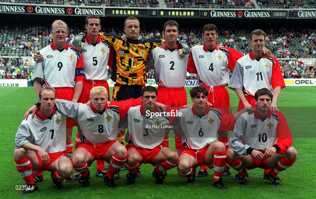 29 May 1999; The Northern Ireland team before the International Friendly match between Republic of Ireland and Northern Ireland at Lansdowne Road in Dublin. Photo by Ray Lohan/Sportsfile