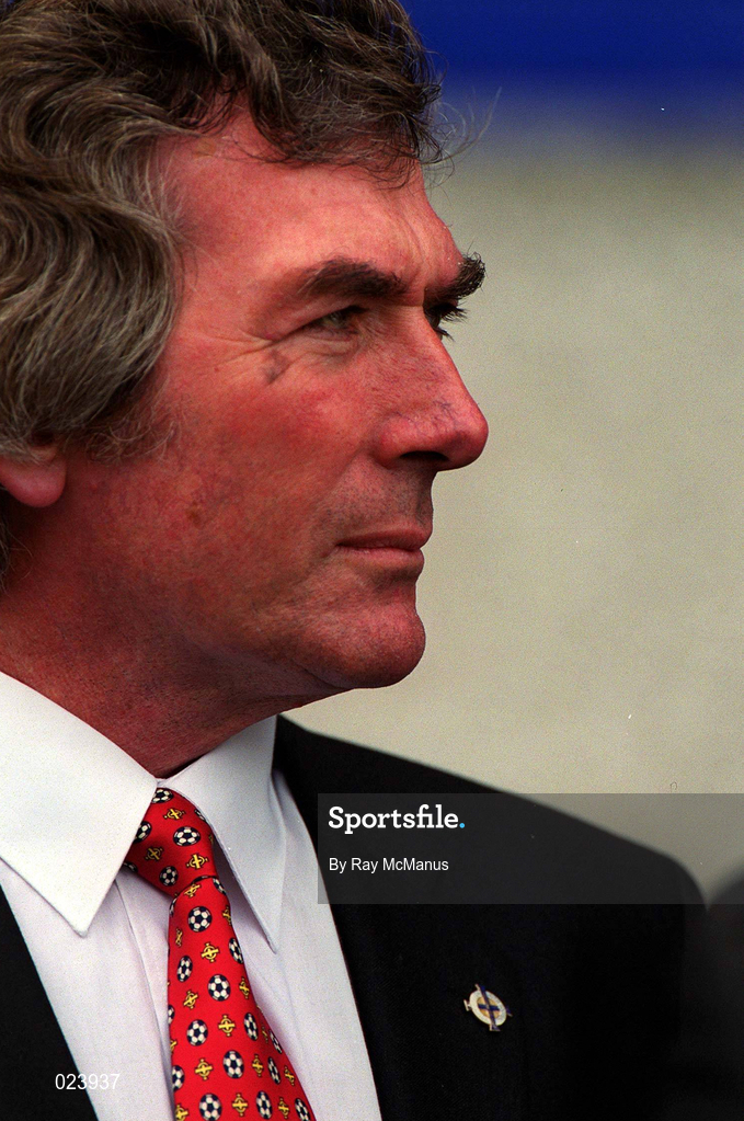 29 May 1999; Nothern Ireland coach Pat Jennings before the International Friendly match between Republic of Ireland and Northern Ireland at Lansdowne Road in Dublin. Photo by Ray McManus/Sportsfile