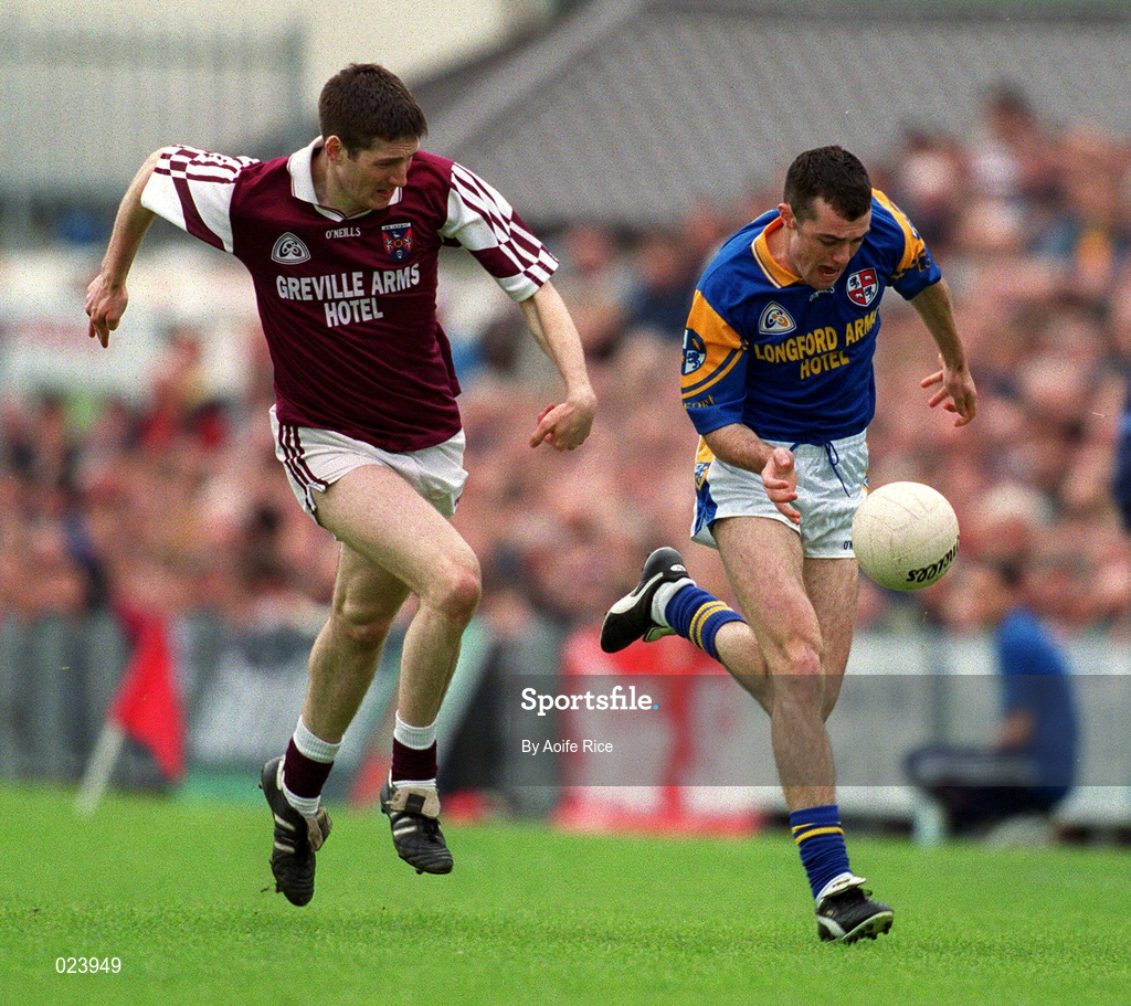 30 May 1999; Paul Barden of Longford during the Bank of Ireland Leinster Senior Football Championship 2nd Preliminary Round match between Westmeath and Longford at Cusack Park in Mullingar, Westmeath. Photo by Aoife Rice/Sportsfile