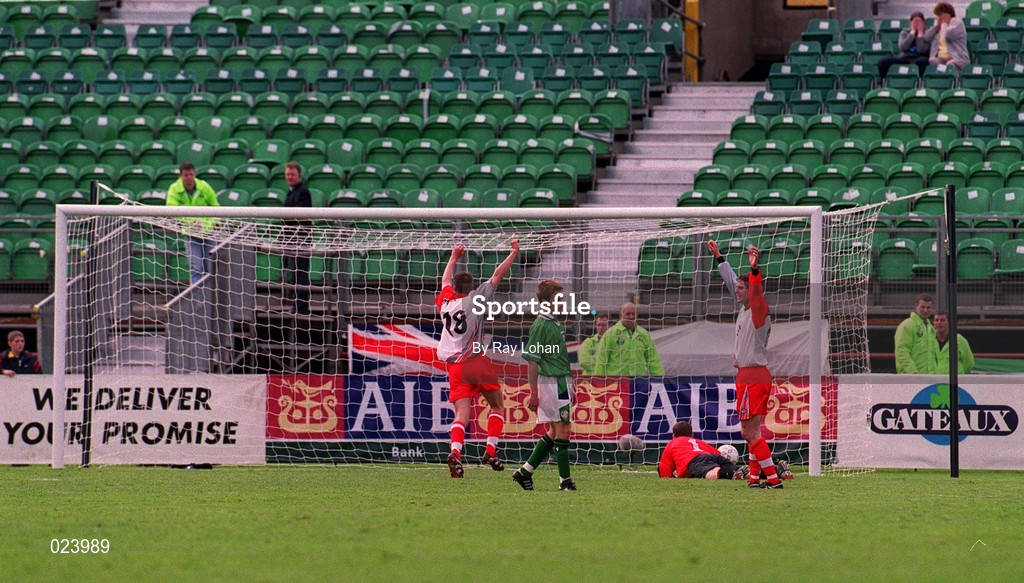 29 May 1999; Adrian Coote, 18, of Northern Ireland celebrates the winning goal scored by team-mate Danny Griffin's, not pictured, during the International Friendly match between Republic of Ireland and Northern Ireland at Lansdowne Road in Dublin. Photo by Ray Lohan/Sportsfile