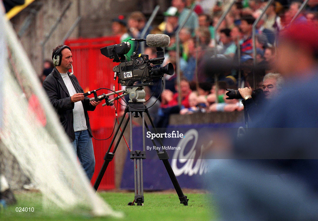30 May 1999; RTÉ television camera operator during the Guinness Munster Senior Hurling Championship Quarter-Final match between Limerick and Waterford at Páirc Uí Chaoimh in Cork. Photo by Ray McManus/Sportsfile