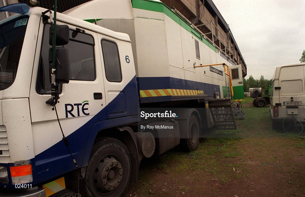 30 May 1999; RTÉ Outside Broadcast Unit vans at the Guinness Munster Senior Hurling Championship Quarter-Final match between Limerick and Waterford at Páirc Uí Chaoimh in Cork. Photo by Ray McManus/Sportsfile