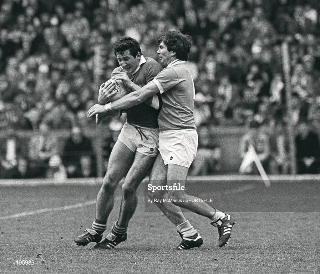 21 April 1982; Tim Kennelly, Kerry, in action against Joe Kernan, Armagh. National Football League semi-final, Kerry v Armagh, Croke Park, Dublin. Picture credit; Ray McManus / SPORTSFILE