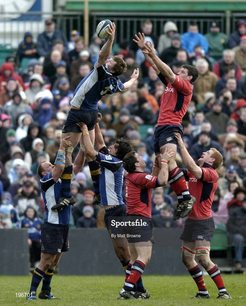 31 December 2005; Malcolm O'Kelly, Leinster, wins possession in the line-out against Denis Leamy, Munster. Celtic League 2005-2006, Group A, Leinster v Munster, RDS, Dublin. Picture credit: Matt Browne / SPORTSFILE