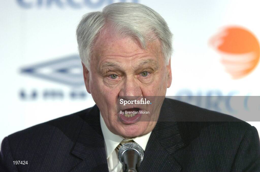 16 January 2006; Sir Bobby Robson, International Football Consultant, at an FAI press conference to confirm Steve Staunton's appointment as the new Manager of the Republic of Ireland Senior International Soccer Team. Mansion House, Dublin. Picture credit: Brendan Moran / SPORTSFILE