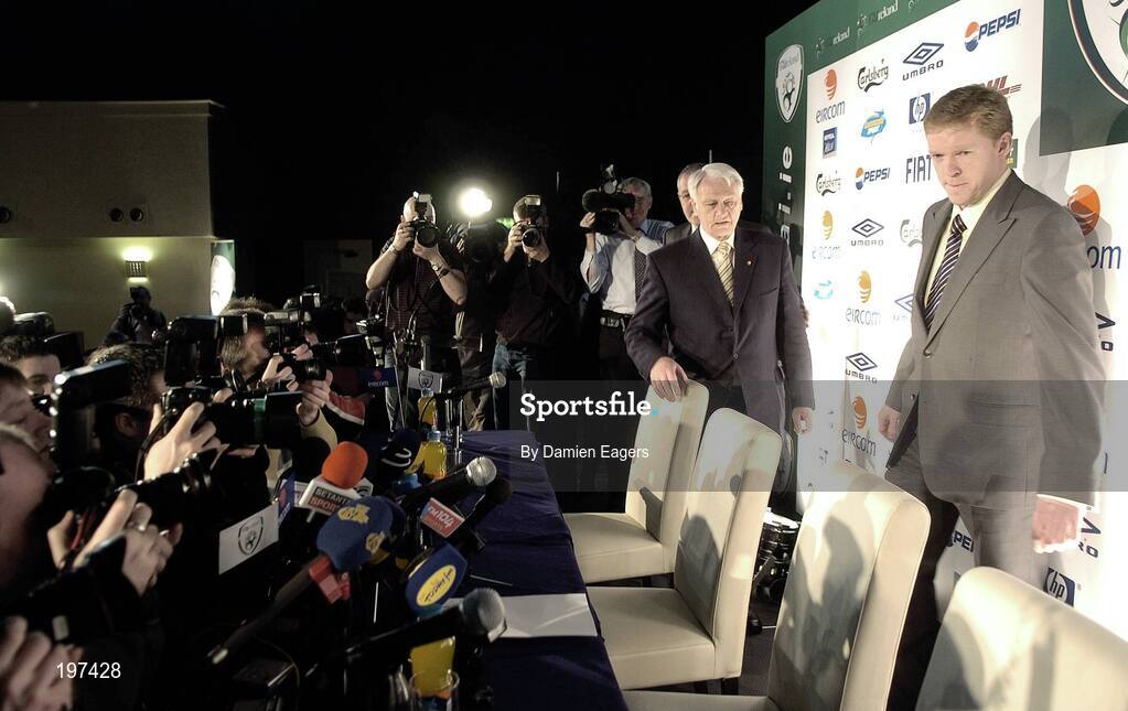 16 January 2006; Steve Staunton, with Sir Bobby Robson, International football consultant, before an FAI press conference to confirm Staunton's appointment as the new Manager of the Republic of Ireland Senior International Soccer Team. Mansion House, Dublin. Picture credit: Damien Eagers / SPORTSFILE