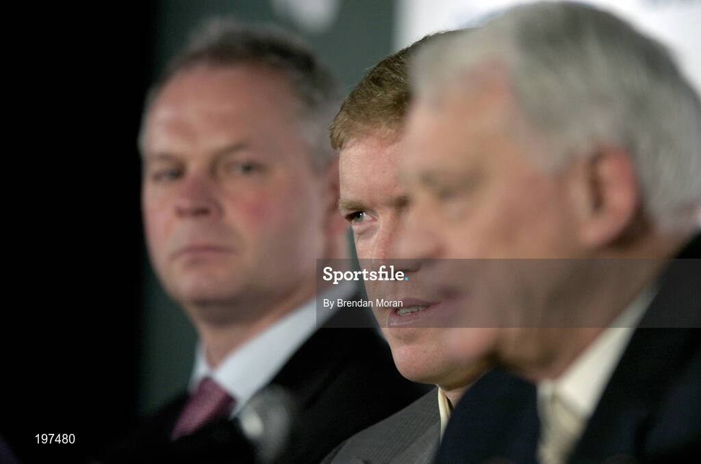 16 January 2006; Steve Staunton, with Kevin McDonald, left, team coach, and Sir Bobby Robson, International Football Consultant, at an FAI press conference to confirm his appointment as the new Manager of the Republic of Ireland Senior International Soccer Team. Mansion House, Dublin. Picture credit: Brendan Moran / SPORTSFILE