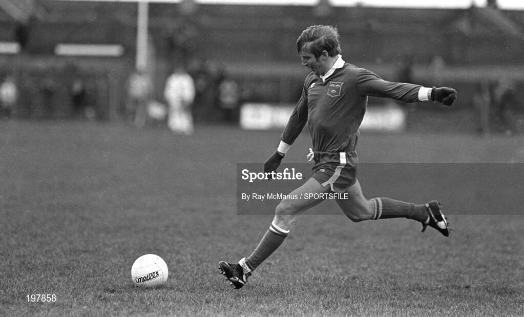 7 April 1982; Dinny Allen, Munster. Picture credit; Ray McManus / SPORTSFILE