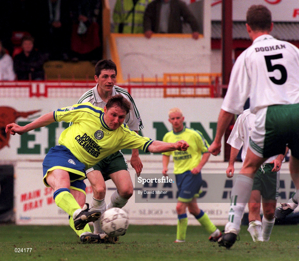 15 May 1999; Tom Mohan of Finn Harps shoots to score their second goal in the FAI Cup Final replay match between Finn Harps and Bray Wanderers at Tolka Park in Dublin. Photo by David Maher/Sportsfile