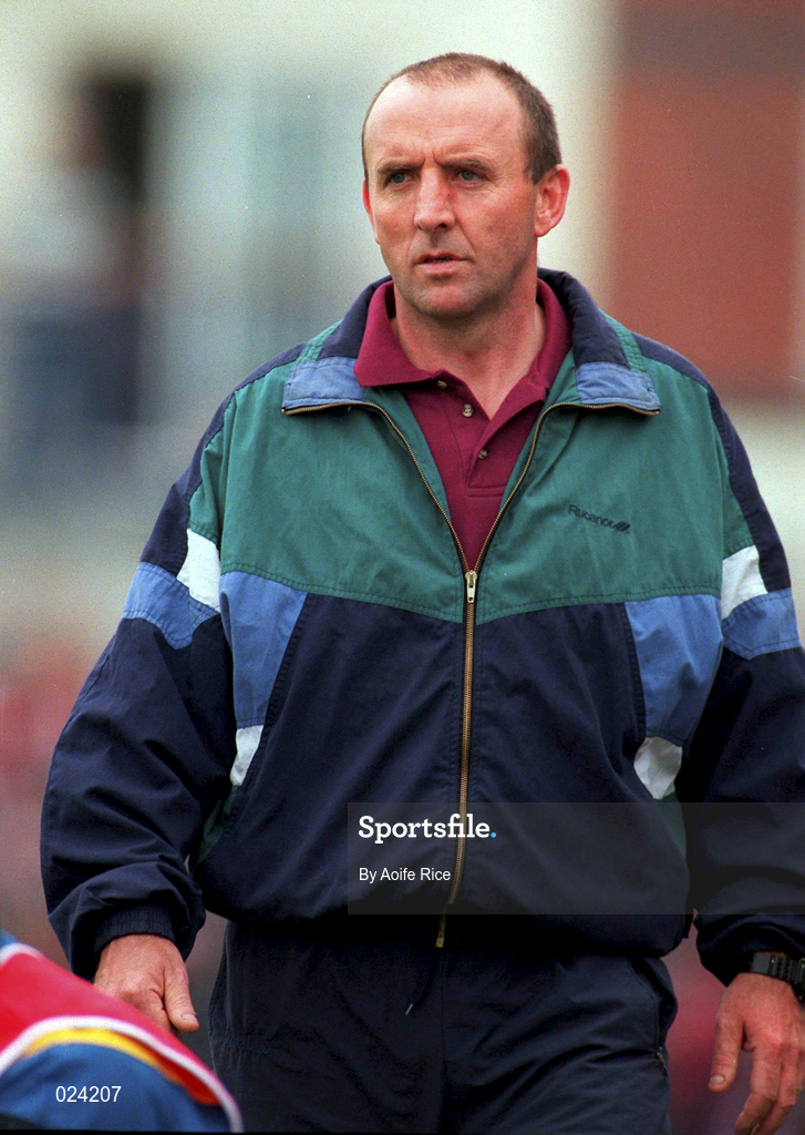 30 May 1999; Westmeath manager Brendan Lowry ahead of the Bank of Ireland Leinster Senior Football Championship 2nd Preliminary Round match between Westmeath and Longford at Cusack Park in Mullingar, Westmeath. Photo by Aoife Rice/Sportsfile