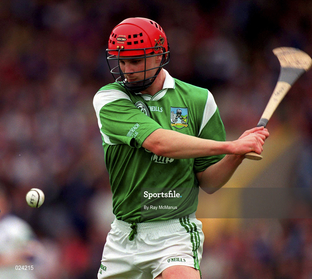 30 May 1999; Brian Begley of Limerick during the Guinness Munster Senior Hurling Championship quarter-final match between Limerick and Waterford at Páirc Uí Chaoimh in Cork. Photo by Ray McManus/Sportsfile