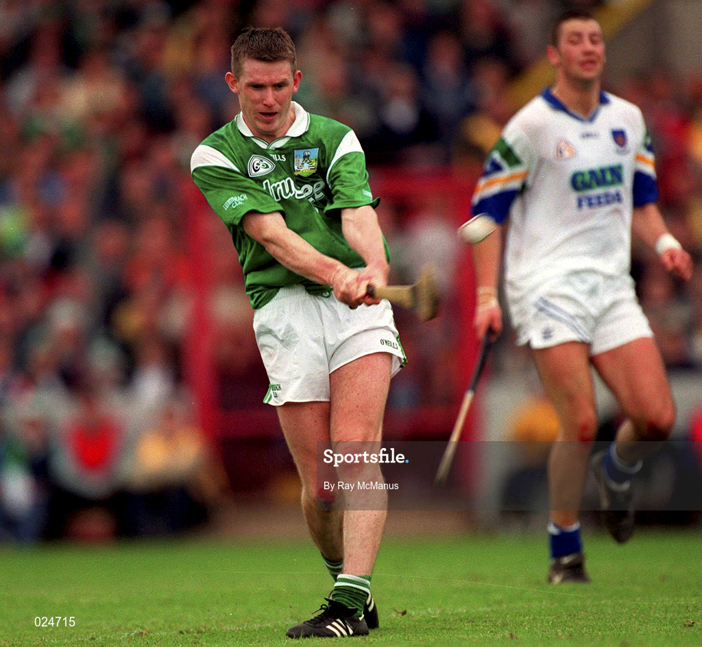30 May 1999; Mark Foley of Limerick during the Guinness Munster Senior Hurling Championship quarter-final match between Limerick and Waterford at Páirc Uí Chaoimh in Cork. Photo by Ray McManus/Sportsfile