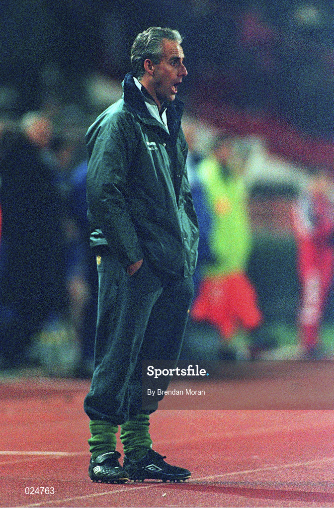 18 November 1998; Republic of Ireland manager Mick McCarthy reacts to a decision during the UEFA Euro 2000 Group 8 Qualifier match between Yugoslavia and Republic of Ireland at the Red Star Stadium in Belgrade, Yugoslavia. Photo by Brendan Moran/Sportsfile
