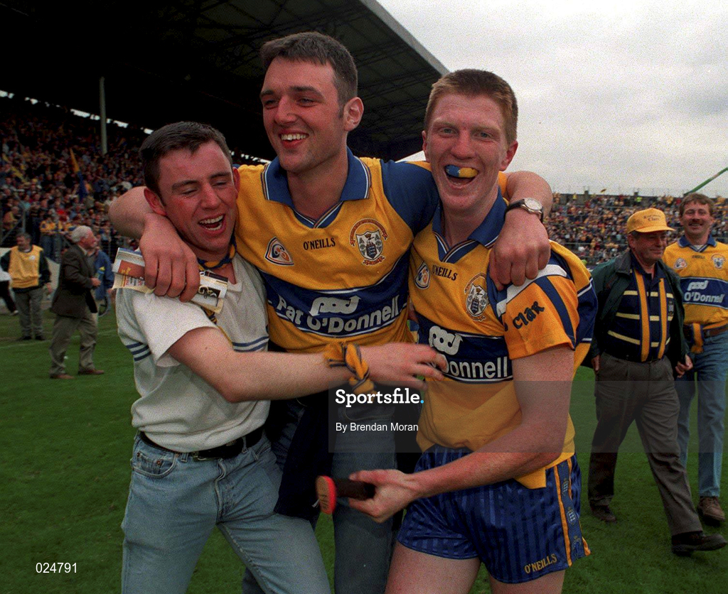 12 June 1999; Clare's Niall Gilligan, right, celebrates his side's victory with supporters following the Guinness Munster Senior Hurling Championship semi-final replay match between Clare and Tipperary at Páirc Uí Chaoimh in Cork. Photo by Brendan Moran/Sportsfile