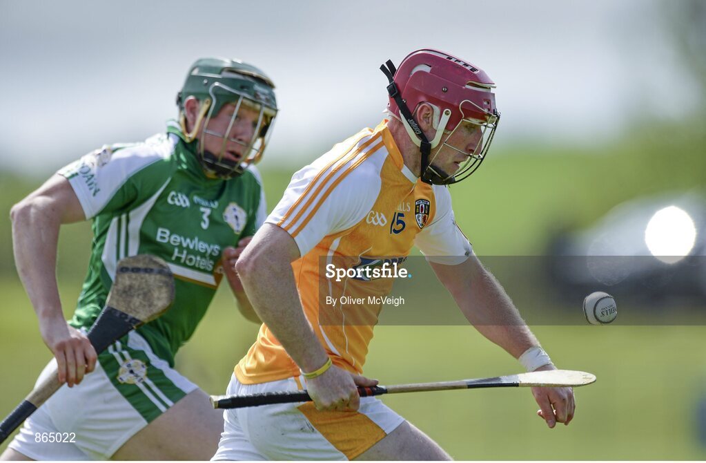 11 May 2014; PJ O'Connell, Antrim, in action against Rory Foy, London. GAA All-Ireland Senior Hurling Championship Qualifier Group, Round 3, Antrim v London, Ballycastle, Co. Antrim. Picture credit: Oliver McVeigh / SPORTSFILE