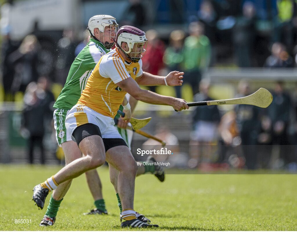 11 May 2014; Conor Carson, Antrim, in action against Darren Moore, London. GAA All-Ireland Senior Hurling Championship Qualifier Group, Round 3, Antrim v London, Ballycastle, Co. Antrim. Picture credit: Oliver McVeigh / SPORTSFILE