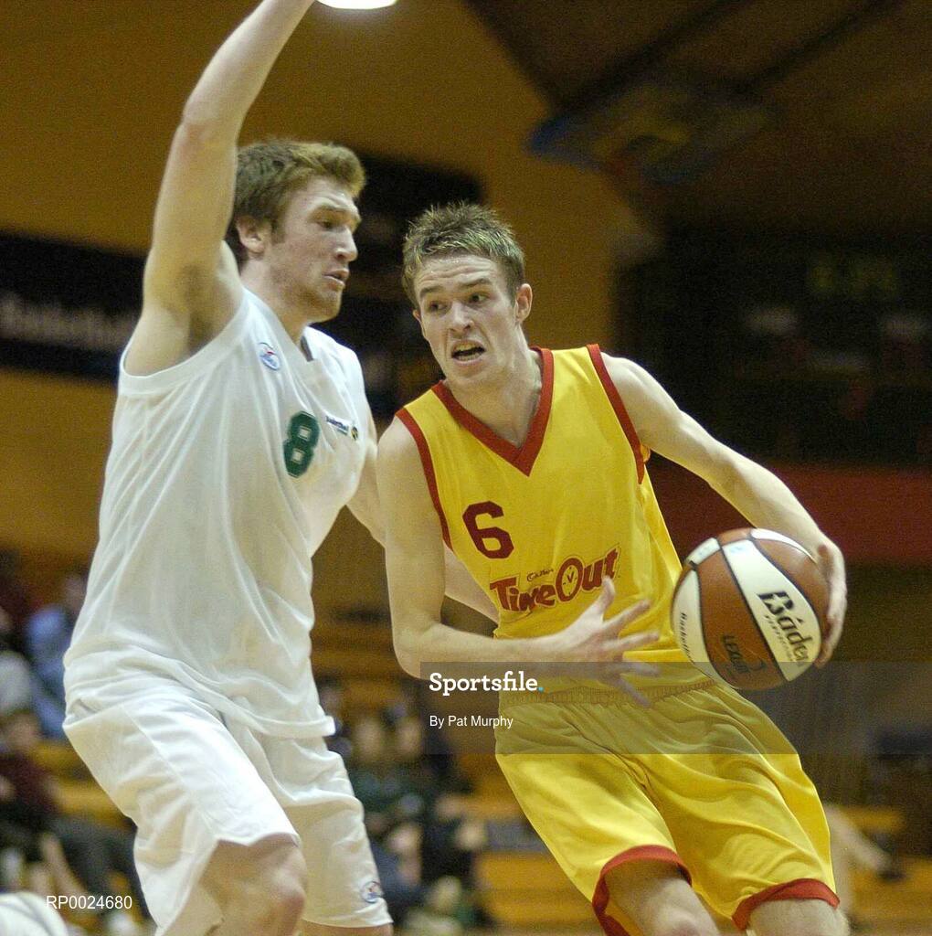 14 March 2006; Darren O'Moore, St. Fintan's, in action against Scott Kinevane, Colaiste Eanna. Schools League Basketball Finals, Boys U19A Final, St. Fintan's v Colaiste Eanna, National Basketball Arena, Tallaght, Dublin. Picture credit: Pat Murphy / SPORTSFILE