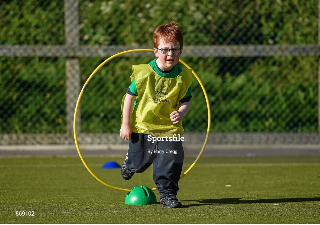 21 May 2014; Sennan Colon, age 5, from Raheny, Dublin, in attendance at a Forest Feast Little Athletics Jamboree. Manor House School, Raheny, Dublin. Picture credit: Barry Cregg / SPORTSFILE