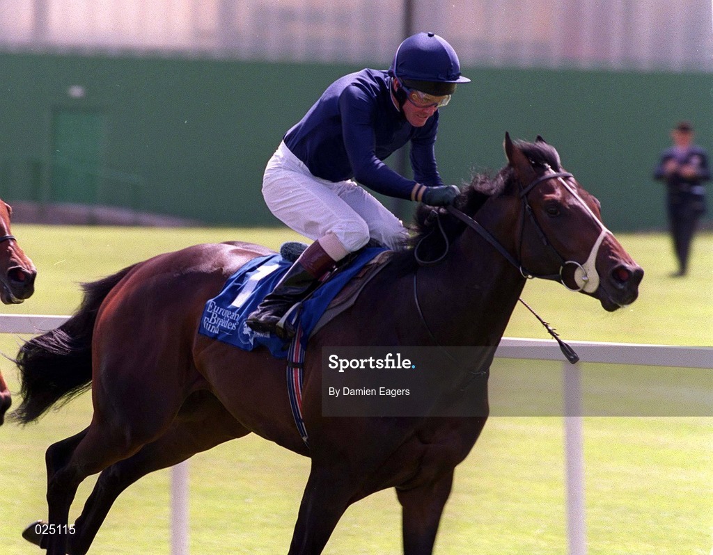 27 June 1999; Bernstein, with Mick Kinane up, on their way to winning the Arthur Guinness Railway Stakes at The Curragh Racecourse in Newbridge, Kildare. Photo by Damien Eagers/Sportsfile