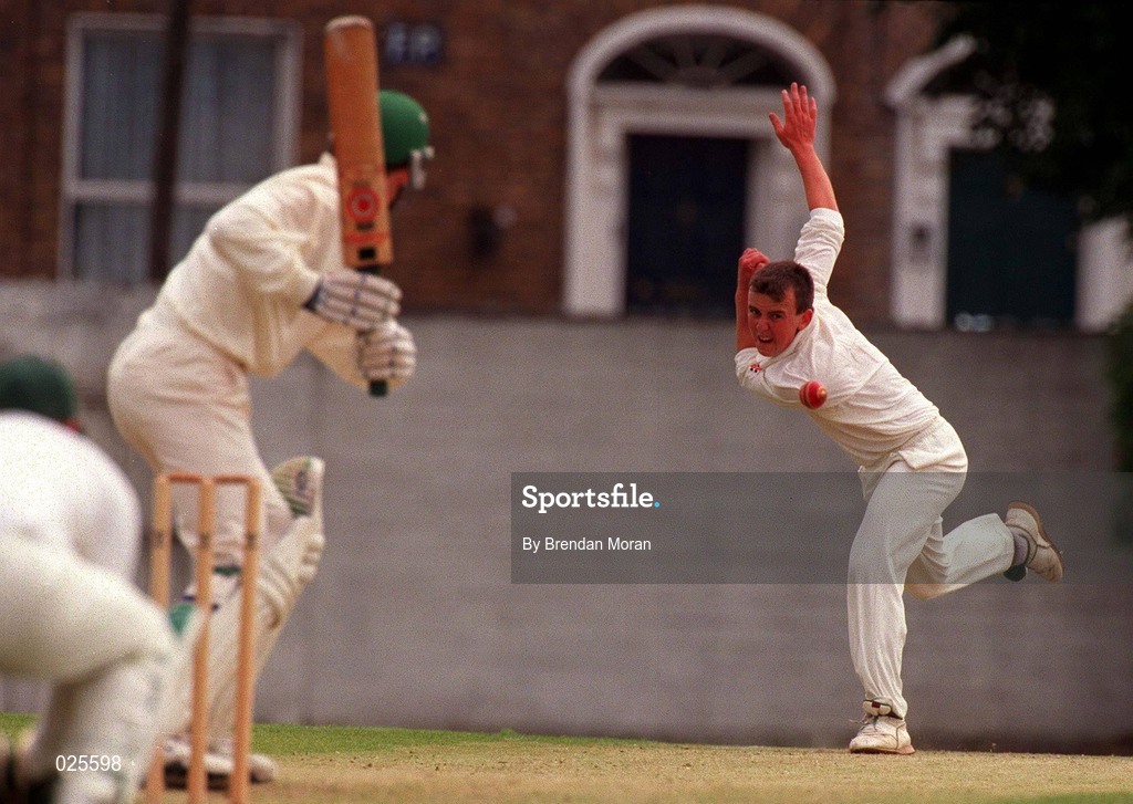 30 June 1999; Jonathan Davies of Wales bowls to John Davy of Ireland during the Triple Crown Tournament match between Ireland and Wales at Leinster Cricket Club in Dublin. Photo by Brendan Moran/Sportsfile