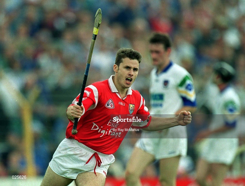 13 June 1999; Kevin Murray of Cork celebrates a late point during the Munster Senior Hurling Championship Semi-Final match between Cork and Waterford at Semple Stadium in Thurles, Tipperary. Photo by Ray McManus/Sportsfile