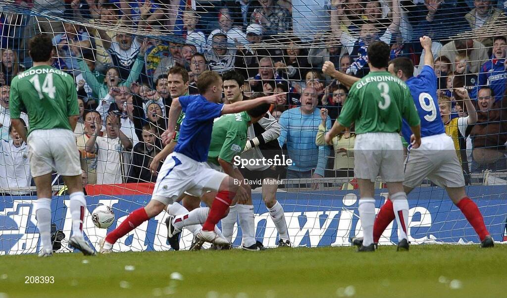 6 May 2006; Peter Thompson, Linfield, centre, turns to celebrate after scoring his side's second goal. Nationwide Irish Cup final, Glentoran v Linfield, Windsor Park, Belfast. Picture credit: David Maher / SPORTSFILE