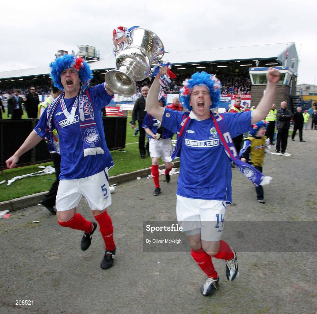 6 May 2006; Linfields William Murphy and Davy Larmour celebrate with the cup. Nationwide Irish Cup final, Glentoran v Linfield, Windsor Park, Belfast. Picture credit: Oliver McVeigh / SPORTSFILE