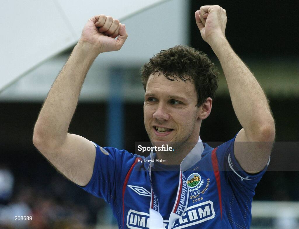6 May 2006; Noel Bailie, Linfield captain. Nationwide Irish Cup final, Glentoran v Linfield, Windsor Park, Belfast. Picture credit: David Maher / SPORTSFILE