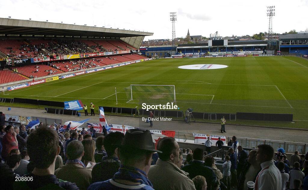6 May 2006; A general view of Windsor Park. Nationwide Irish Cup final, Glentoran v Linfield, Windsor Park, Belfast. Picture credit: David Maher / SPORTSFILE