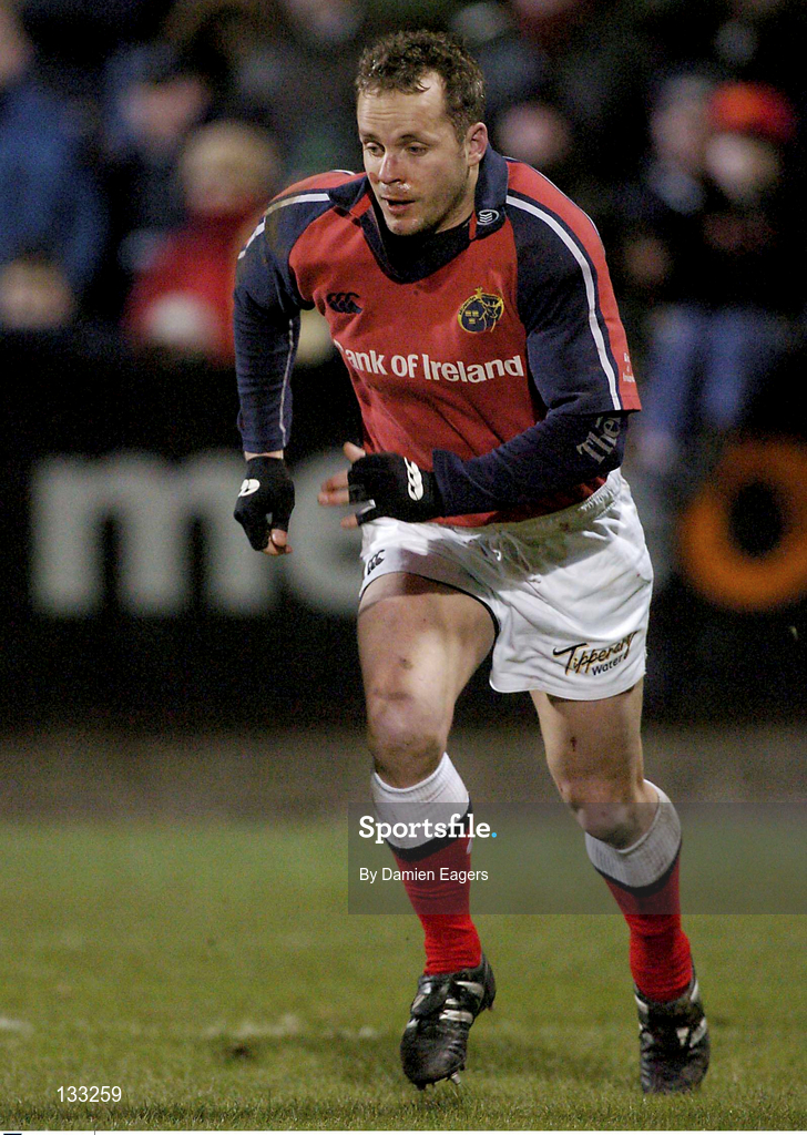 27 February 2004; Christian Cullen during the Celtic League match between Munster and Neath Swansea Ospreys at Musgrave Park in Cork. Photo by Damien Eagers/Sportsfile