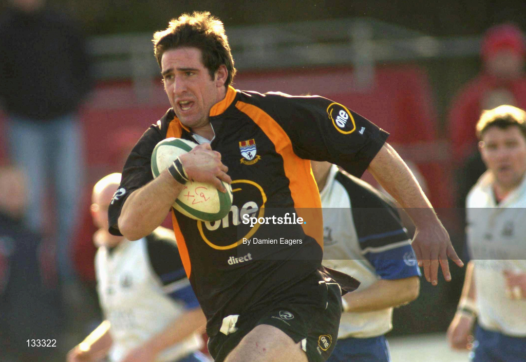 28 February 2004; David Kelly of Buccaneers on his way to scoring a try during the AIB All-Ireland League Division 1 match between Cork Constitution and Buccaneers at Temple Hill in Cork. Photo by Damien Eagers/Sportsfile