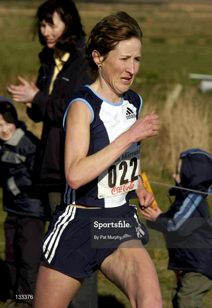 29 February 2004; Catherina McKiernan of Annalee AC, Cavan, in action against during the Open International women's race during the Rás na hÉireann at Dundalk racecourse in Dundalk, Louth. Photo by Pat Murphy/Sportsfile