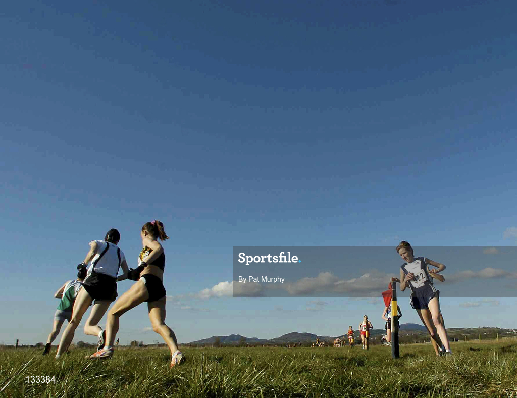 29 February 2004; Catherina McKiernan of Annalee AC, Cavan, right, in action during the Open International women's race during the Rás na hÉireann at Dundalk racecourse in Dundalk, Louth. Photo by Pat Murphy/Sportsfile