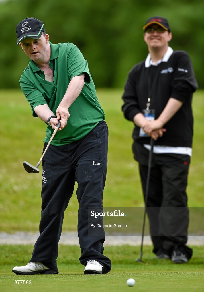 14 June 2014; Athlete Martin McGarrigle, Tubbercurry, Co. Sligo, Team Connacht, competing in the Short Putt event. Special Olympics Ireland Games, Ballykisteen Hotel & Golf Resort, Co. Tipperary. Picture credit: Diarmuid Greene / SPORTSFILE