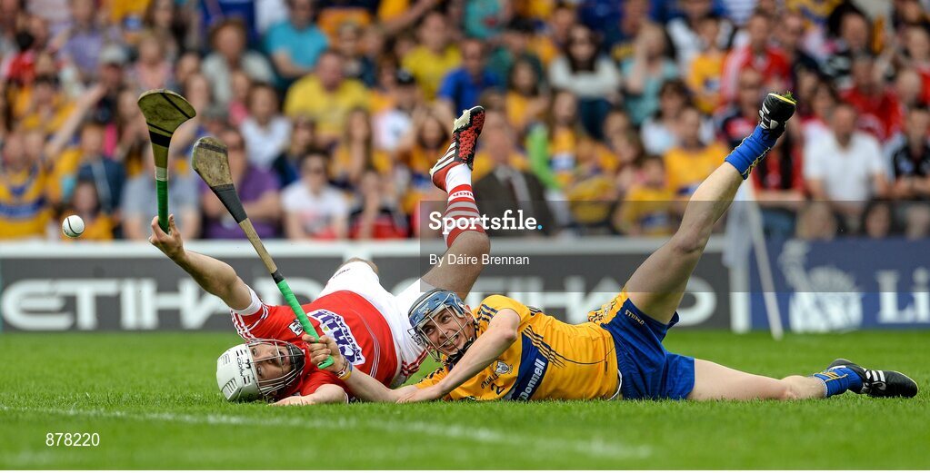 15 June 2014; Patrick Cronin, Cork, in action against David McInerney, Clare. Munster GAA Hurling Senior Championship, Semi-Final, Clare v Cork, Semple Stadium, Thurles, Co. Tipperary. Picture credit: Dáire Brennan / SPORTSFILE