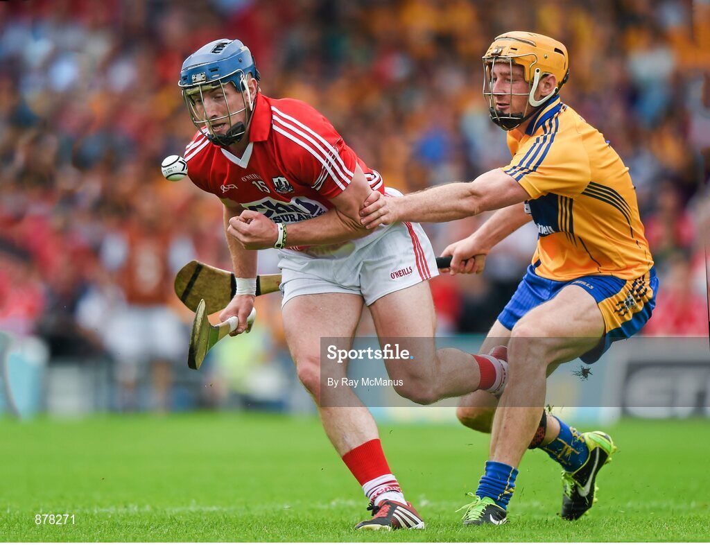 15 June 2014; Patrick Horgan, Cork, in action against Cian Dillon, Clare. Munster GAA Hurling Senior Championship, Semi-Final, Clare v Cork, Semple Stadium, Thurles, Co. Tipperary. Picture credit: Ray McManus / SPORTSFILE