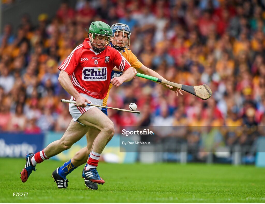15 June 2014; Daniel Kearney, Cork, in action against David McInerney, Clare. Munster GAA Hurling Senior Championship, Semi-Final, Clare v Cork, Semple Stadium, Thurles, Co. Tipperary. Picture credit: Ray McManus / SPORTSFILE