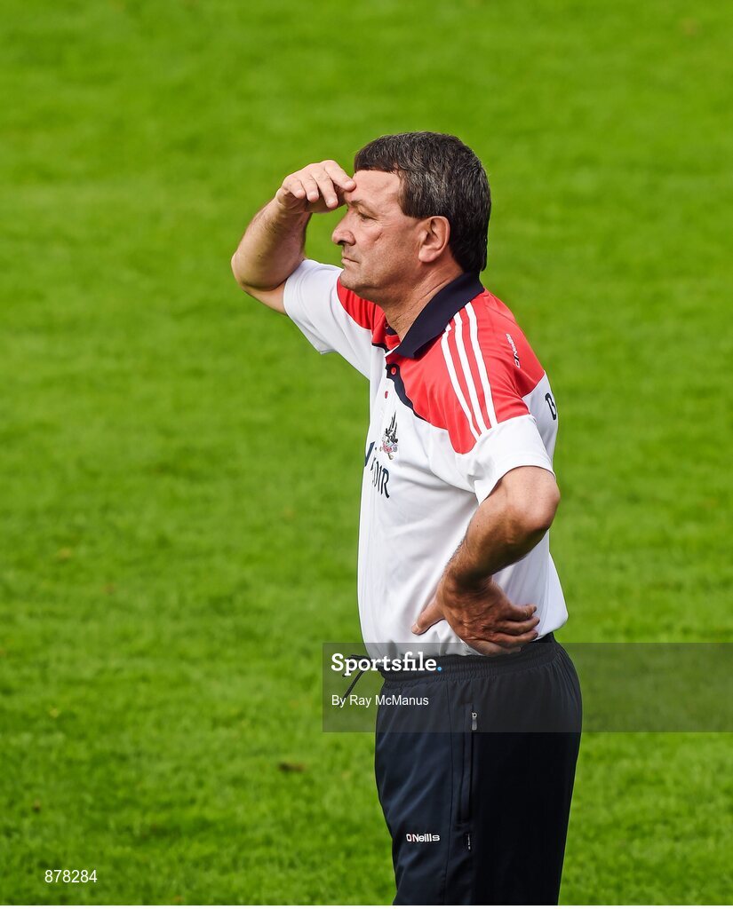 15 June 2014; Cork manager Jimmy Barry Murphy watches the last minutes of the game. Munster GAA Hurling Senior Championship, Semi-Final, Clare v Cork, Semple Stadium, Thurles, Co. Tipperary. Picture credit: Ray McManus / SPORTSFILE