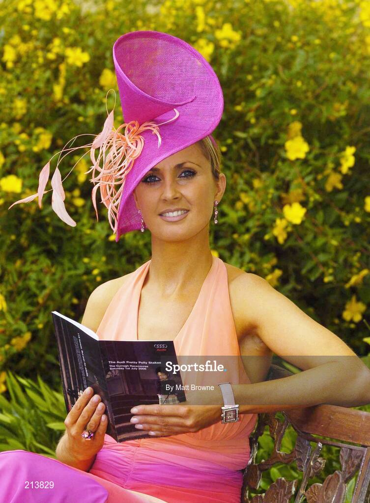 1 July 2006; Eva Hayes from Limerick checks the race card. The Curragh Racecourse, Co. Kildare. Picture credit: Matt Browne / SPORTSFILE