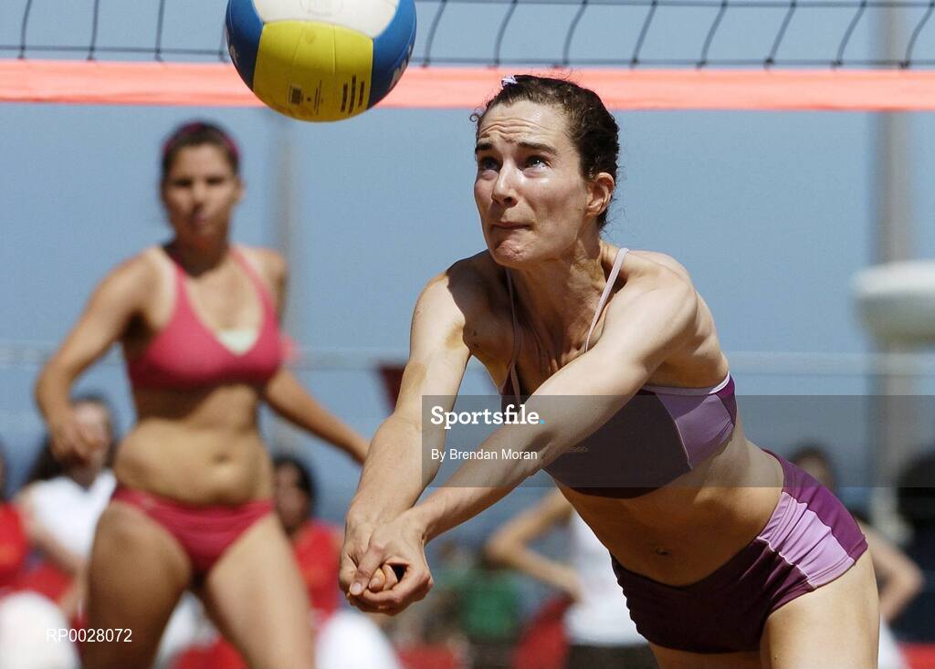 15 July 2006; Eleanor Dunne in action against Jen Walsh and Doireann Counihan. Coca-Cola Bray Beach Volleyball Event, Sand Area, Women's Round Robin, Dunne / Gormally  v Counihan / J. Walsh, Bray Beach, Bray, Co. Wicklow. Picture credit: Brendan Moran / SPORTSFILE