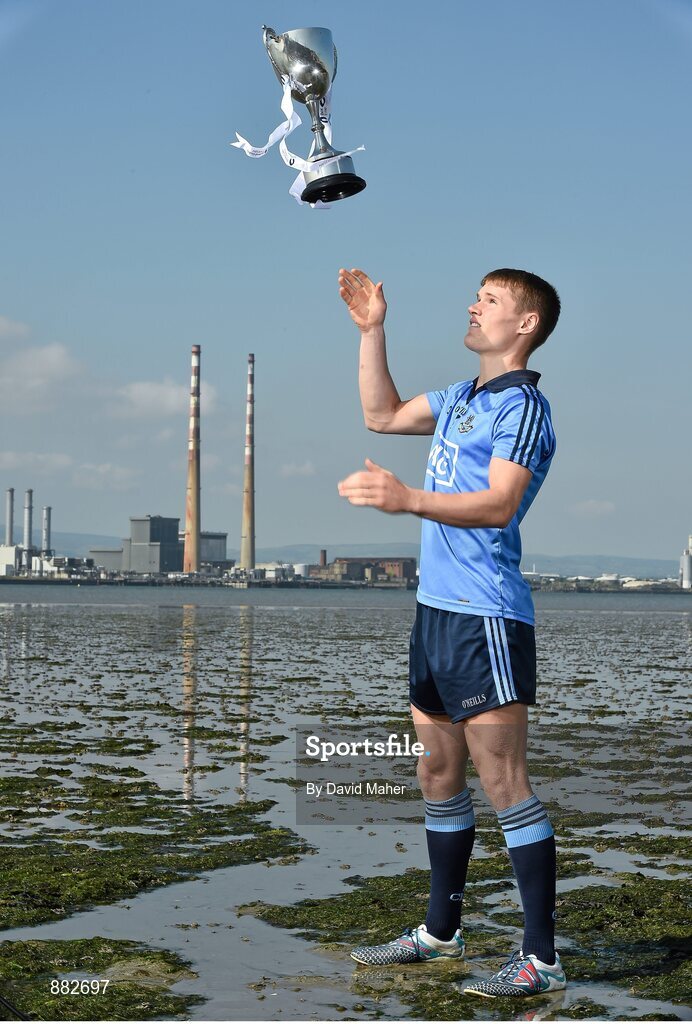 1 July 2014: Dublin’s Cian O’Callaghan at Dollymount Strand in Dublin today ahead of the Bord Gáis Energy GAA Hurling U-21 Leinster Championship Final at Parnell Park on Wednesday, July 9th at 7.30pm where Dublin will play Wexford. The match will be shown live on TG4 with fans able to vote for their man of the match using the #LaochBGE hashtag on Twitter. Picture credit: David Maher / SPORTSFILE