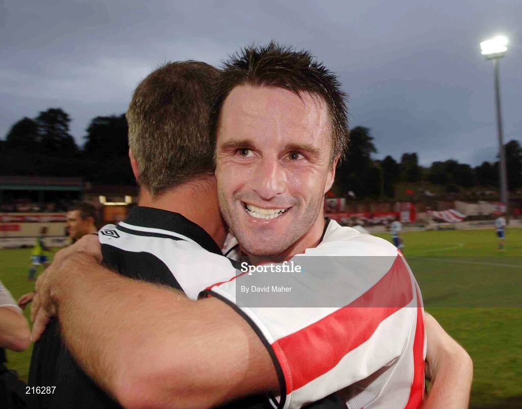 27 July 2006; Darren Kelly celebrates with Derry City manager Stephen Kenny. UEFA Cup 1st Round, 2nd Leg, Derry City v IFK Gothenburg, Brandywell, Derry. Picture credit; David Maher / SPORTSFILE