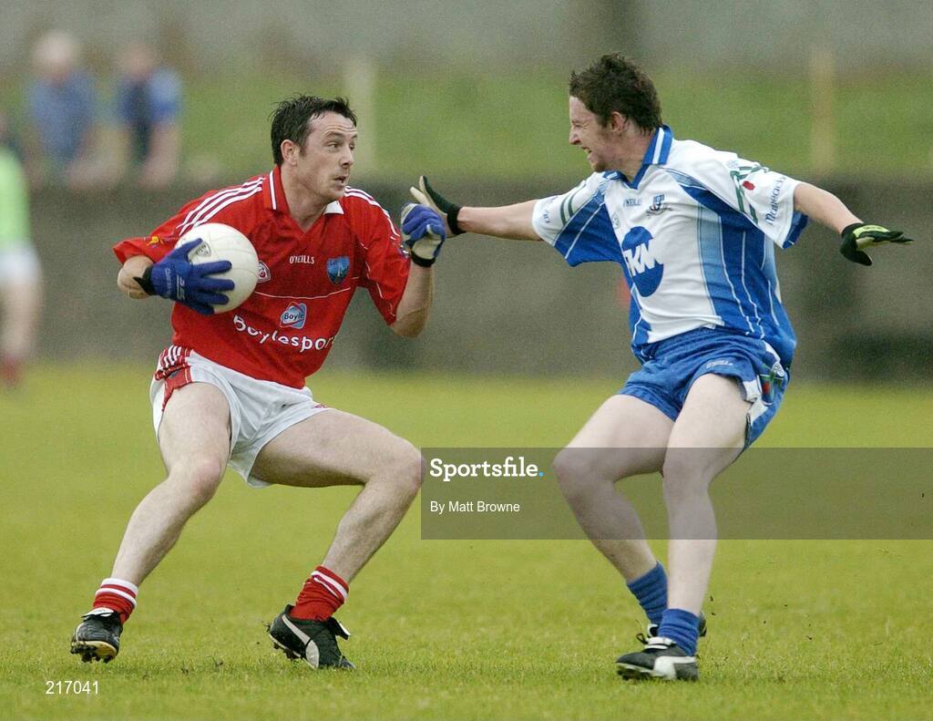 4 August 2006; Martin Farrelly, Louth, in action against Owen Duffy, Monaghan. Tommy Murphy Cup Quarter-Final, Louth v Monaghan, St. Brigid's Park, Dowdallshill, Dundalk, Co. Louth. Picture credit; Matt Browne / SPORTSFILE