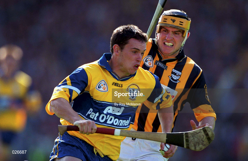 15 August 1999; Barry Murphy of Clare in action against Canice Brennan of Kilkenny during the Guinness All-Ireland Senior Hurling Championship Semi-Final match between Kilkenny and Clare at Croke Park in Dublin. Photo by Ray McManus/Sportsfile