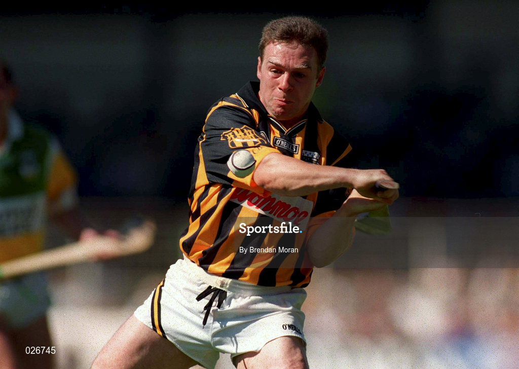 11 July 1999; Charlie Carter of Kilkenny during the Guinness Leinster Senior Hurling Championship Final match between Kilkenny and Offaly at Croke Park in Dublin. Photo by Brendan Moran/Sportsfile
