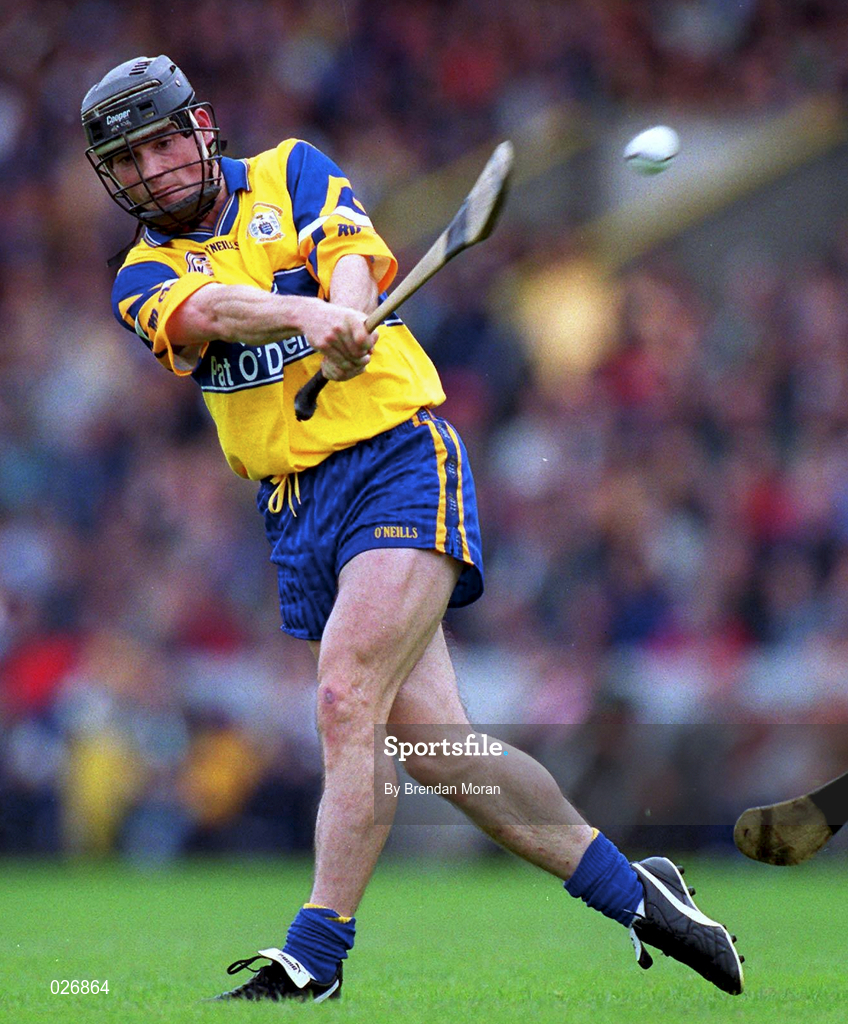 12 June 1999; David Forde of Clare during the Munster Senior Hurling Championship Semi final Replay match between Clare v Tipperary at Páirc Uí Chaoimh in Cork. Photo by Brendan Moran/Sportsfile