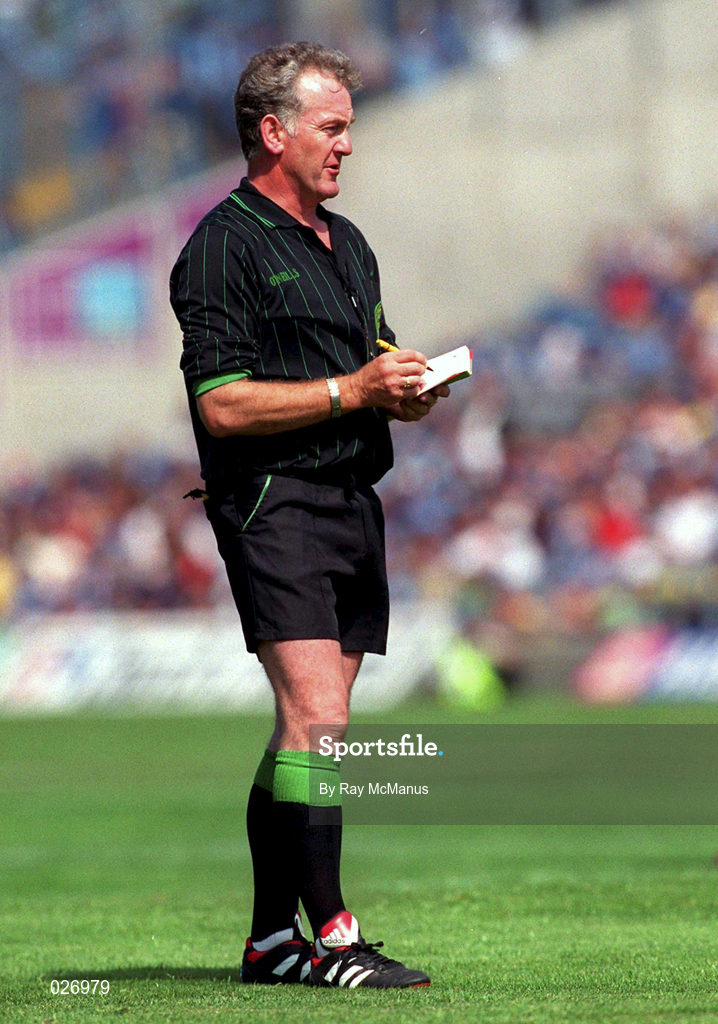 1 August 1999; Referee Eddie Whelan during the Bank of Ireland Leinster Senior Football Championship Final match between Dublin and Meath at Croke Park in Dublin. Photo by Ray McManus/Sportsfile