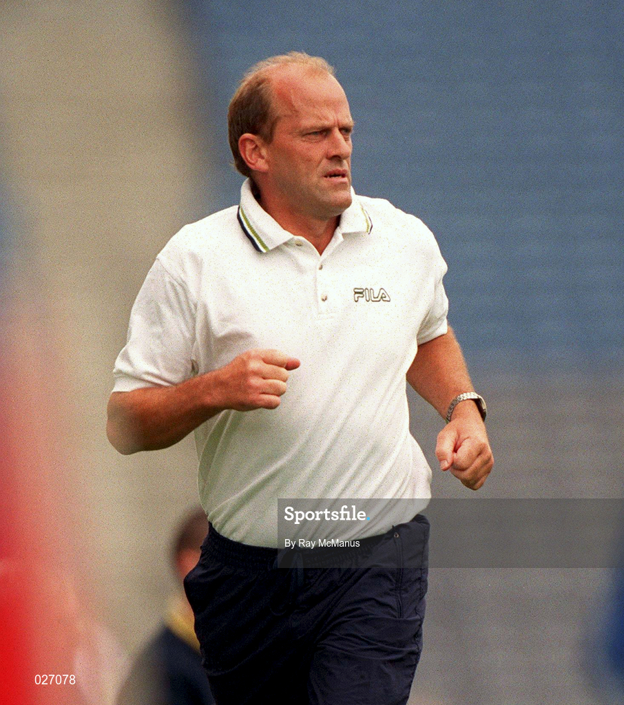 15 August 1999; Clare manager Ger Loughnane ahead of the Guinness All-Ireland Senior Hurling Championship Semi-Final match between Kilkenny and Clare at Croke Park in Dublin. Photo by Ray McManus/Sportsfile